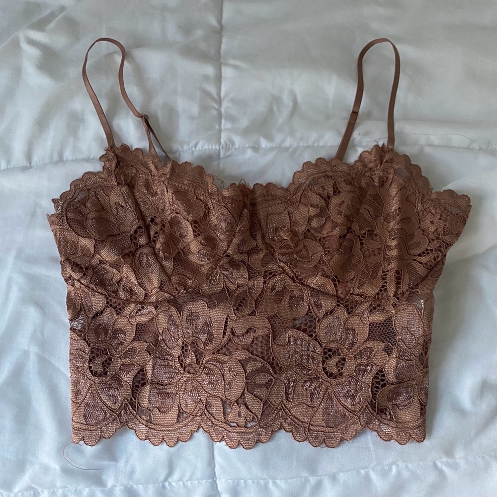 3 TOPS FOR $10 - Picture 2 of 4